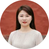 Yanna, travel consultant
