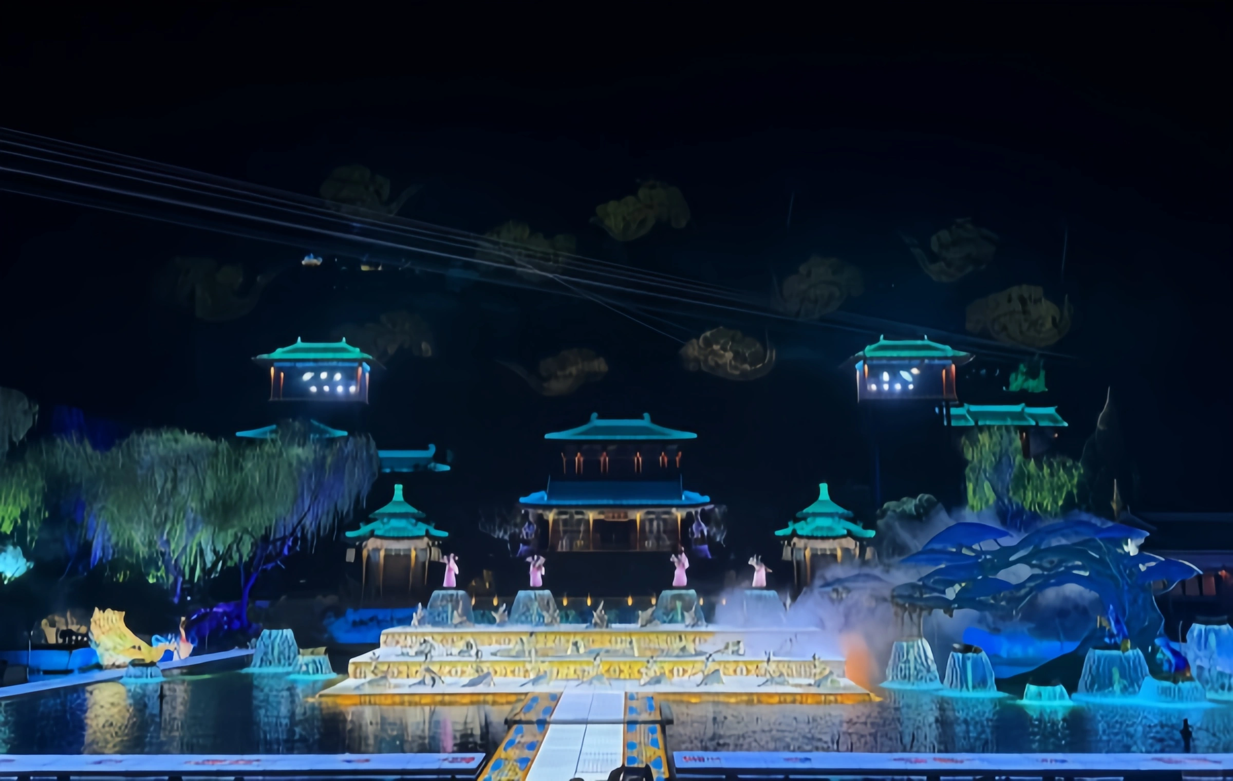 Xi’an After Dark: Shows That Make History Dance