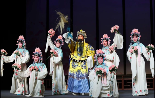Suzhou’s Theatrical Treasures: A Guide to the City’s Most Enchanting Traditional Operas