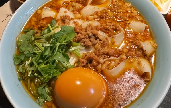 Top 10 Distinctive Local Delicacies in Pingyao: A Gastronomic Exploration