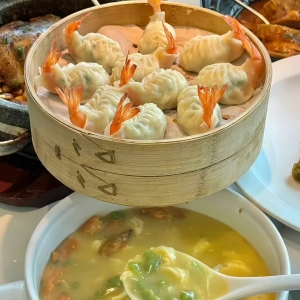 Top 10 - Essayez des plats locaux à Qingdao : un voyage culinaire à travers la ville côtière