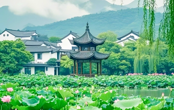 リンガーガーデン: 三次元風景画を流れる-2