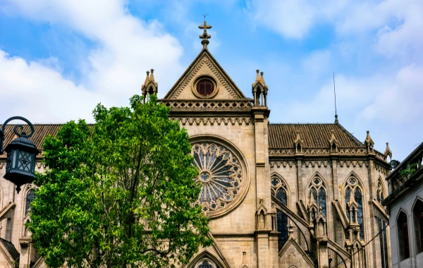 Sacred Heart Cathedral: A Century of Symphony from the Eastern Paris Notre-Dame to the Historical Witness of the City of Sheep-3