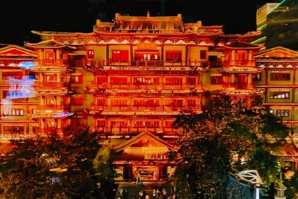 広州 Dafosi 寺院:都市ジャングルのミレニア旧市街の光を踏襲する旅-2