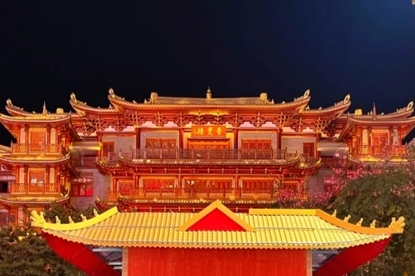 広州 Dafosi 寺院:都市ジャングルのミレニア旧市街の光を踏襲する旅-4