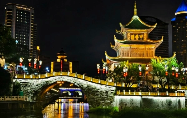 Jiaxiu Pavilion: A 400-Year Guardian of Culture Upon the Fuyu Bridge-4