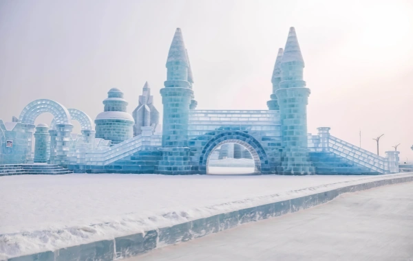 Harbin Ice and Snow World:A Journey through the Enchanted Ice Crown of the World’s Largest Ice and Snow Park-4