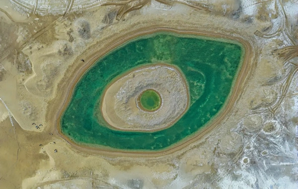 Tengger Desert:A Journey Answering the Wild Call of the