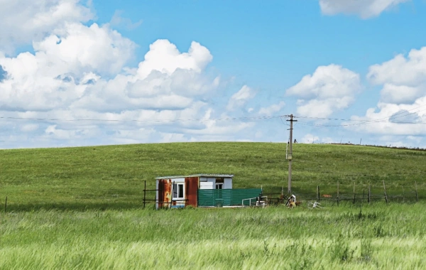 Gegentala Grassland Tourist Area:A Journey to the Vast,Bright Grasslands—The Landing Site of the Shenzhou Spacecraft