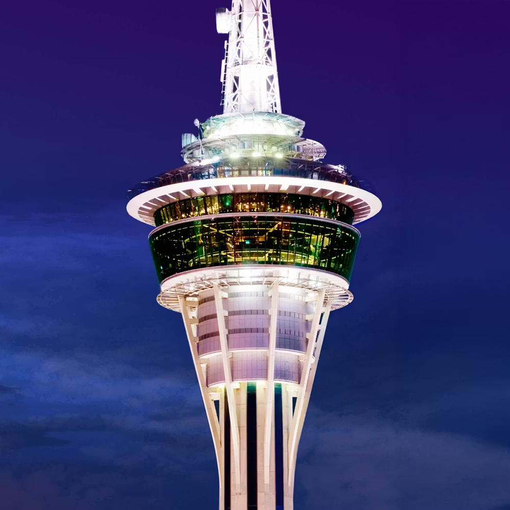 Macau Tower mit Buffet im 360 Cafe Restaurant