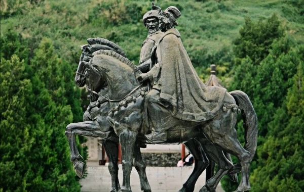 Zhaojun 무덤 : 평화 외교의 밀레니엄을 통해 여행 - 