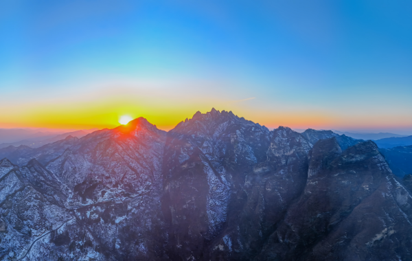 Wudang Mountain: Buscando el Dao y la Armonía, ascendiendo la montaña inmortal más antigua bajo el cielo