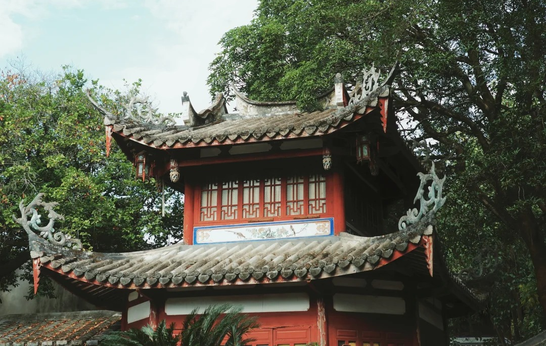 Fuzhou 서쪽 호수: A 1,700 년 오래된 잉크 및 매쉬 스크롤은 결코 퇴색하지 않았습니다-2