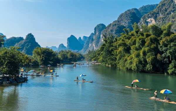 Yulong River Bamboo-Rafting : Guilin의 Idyllic Karst Heartland를 통해 Serene 여행-2