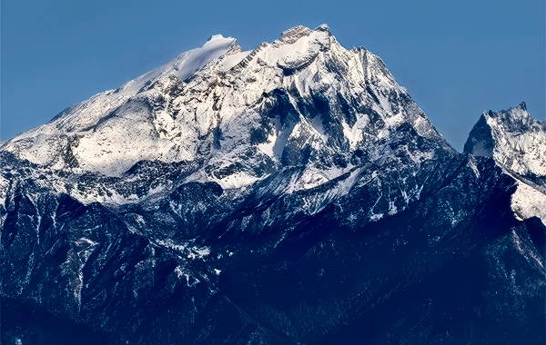 葉の雪の山:雲南の氷山大使と文化のハーモニーの聖なるピーク-2