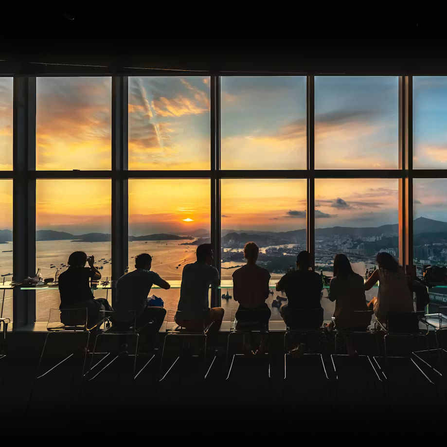 Café 100 by The Ritz-Carlton at sky100: Pakete