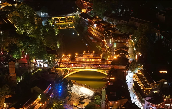 Is Furong Ancient Town Worth Visiting in 2026? An Honest Travel Guide with Night Waterfall Photos & Tips-3