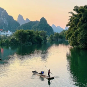 The 14-Day (Guangzhou, Guilin, Chongqing, Shanghai & Beijing) China Group Tour: South to North