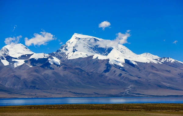 15-Day China Group Tour: Beijing, Xi’an, Chengdu, Tibet & Everest Adventure with Ancient Culture and Himalayan Landscapes