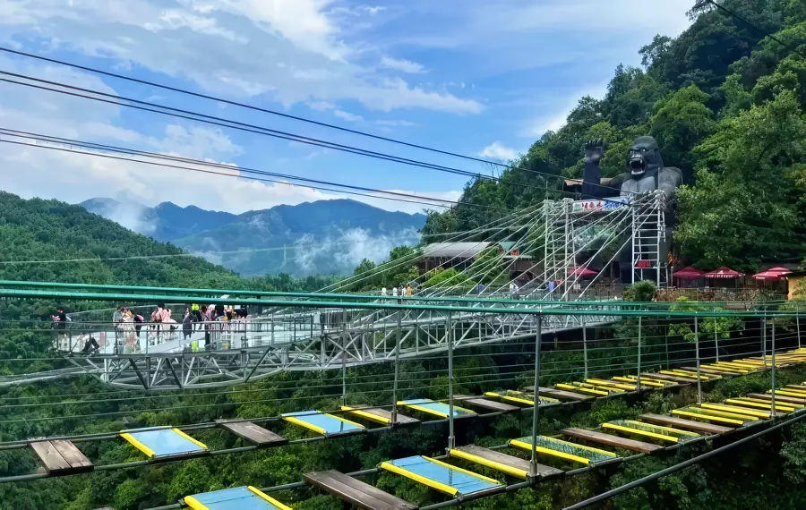 Qingyuan's Gulong Gorge.webp