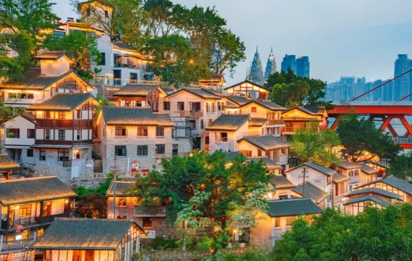 1-Day Chongqing City Tour: Ancient Paths & Historic Old Streets