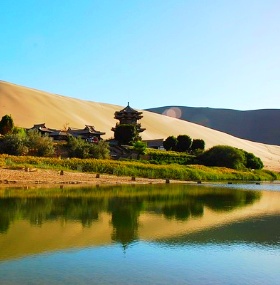 Mingsha Mountain&Crescent Spring