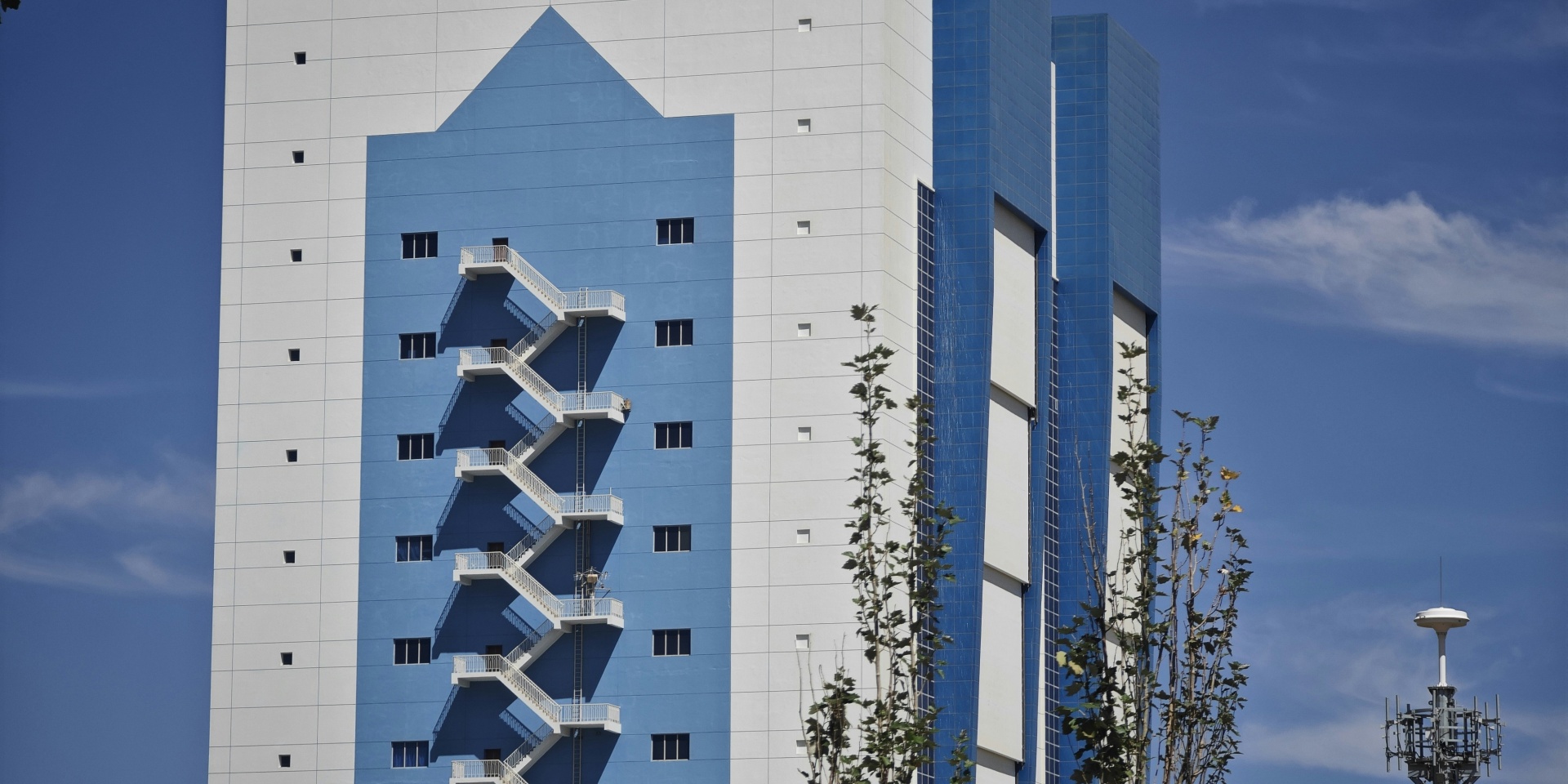 Gansu Hotel Guide