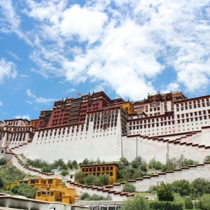 Must-have Documents for Foreign Guests Entering Tibet