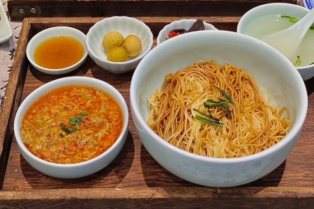 Shanghai Crab Noodle Review: Which One Offers the Best Value?