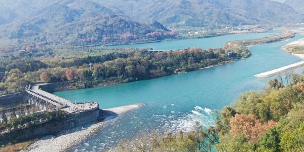 chengdu,jiuzhaigou,<a class='seo-content-a'  target='_blank'  href = 'https://intotravelchina.com/html/web/sanyatrip/index.html'>china tour</a>,1.jpg