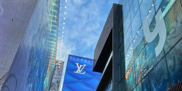 sanlitun.jpg