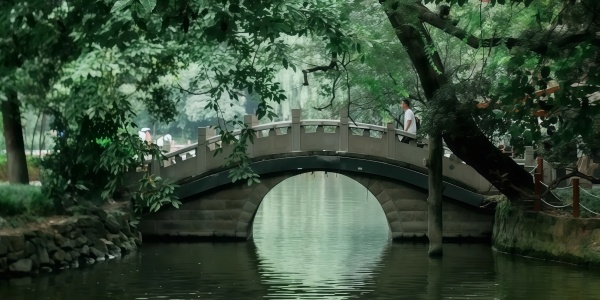 1743572098410.jpg renming park.jpg