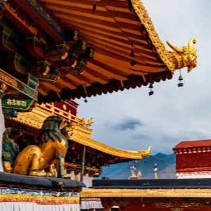7-Day Tibet Panorama and Tibet's Little Jiangnan Linzhi Tour