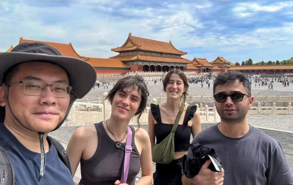 Customers in The Forbidden City