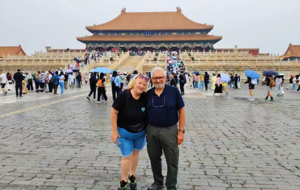 Intotravelchina customers in The Forbidden City