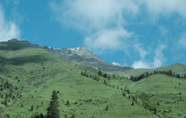 Mount Siguniang: The Eternal Call of the Eastern Holy Mountain and Outdoor Paradise