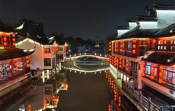 canal night.webp