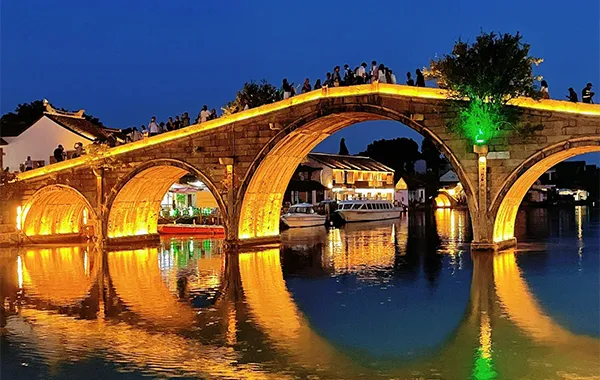 sunset on Fangsheng Bridge.webp