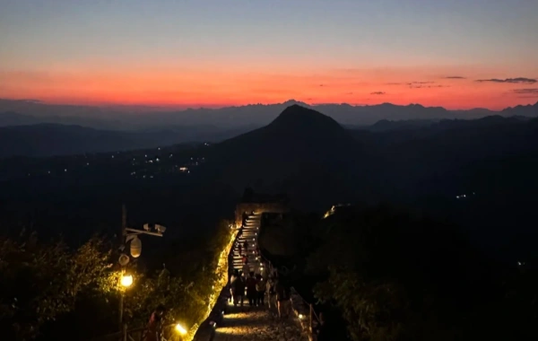 夜游司马台长城_2_水晶蒸饺_来自小红书网页版_副本.webp