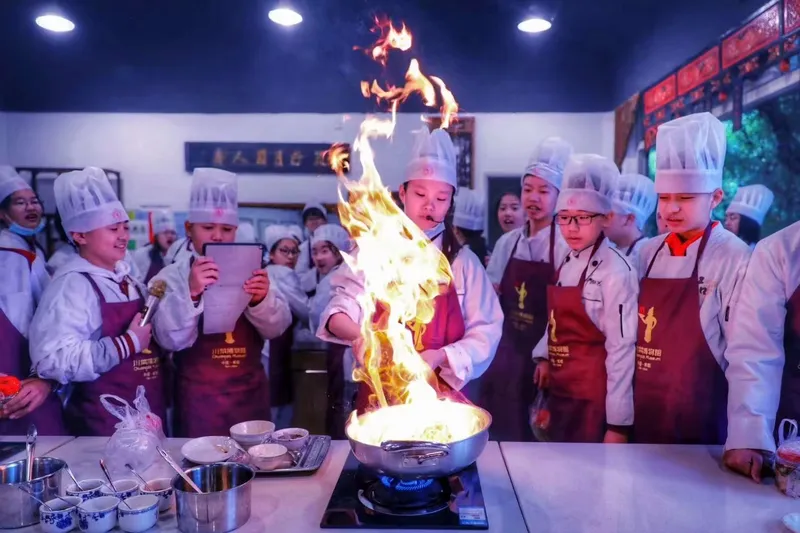 2:30 PM–Hands-On Cooking Class:Three Dishes+Expert
