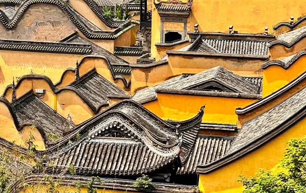 13:45 - 14:45: Huguang Guild Hall