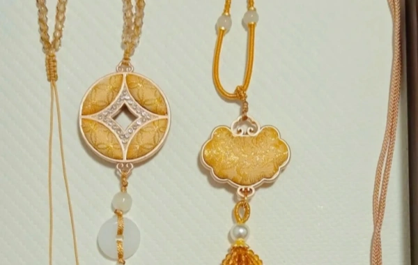 Intangible Cultural Heritage Song Brocade Pendant 
