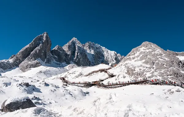 Yulong Snow Mountain Glacier Park