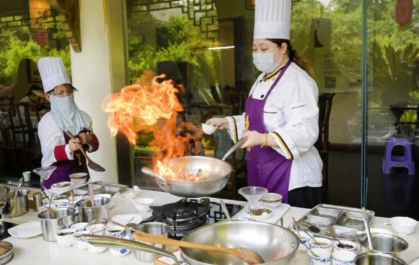 Sichuan Cooking Class Experience