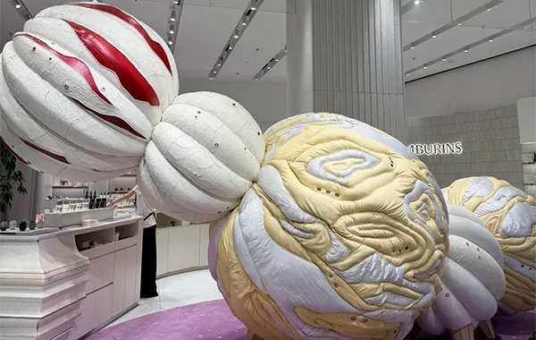 4:00 PM — MixC World: The Giant Exhibition