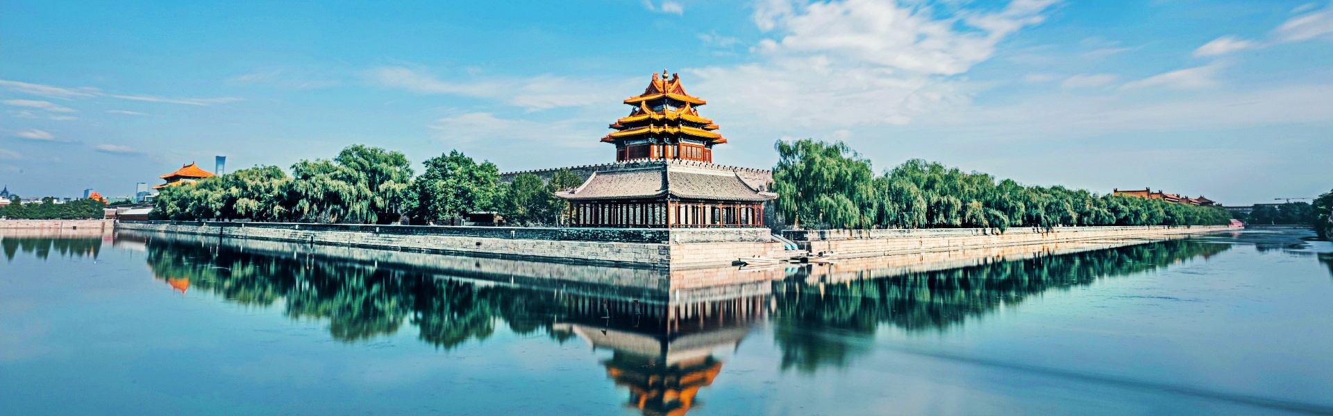 Beijing Xi'an Guilin Guangzhou Hong Kong 14-day Tour