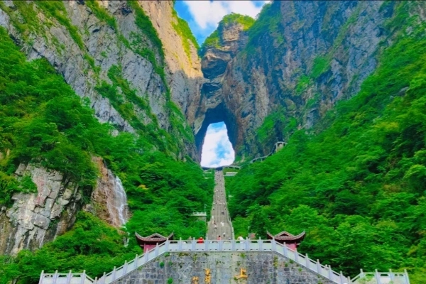 Zhangjiajie Tours