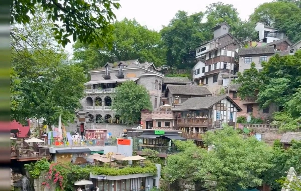 Day 11:  Chengdu-Chongqing