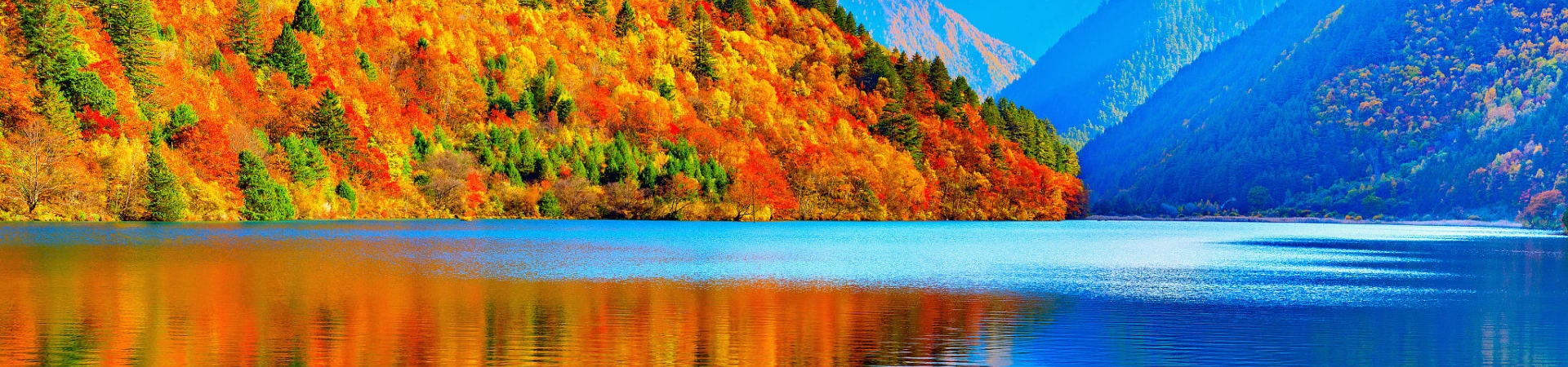 Panda, Ancient Town & Jiuzhaigou-Huanglong Tour