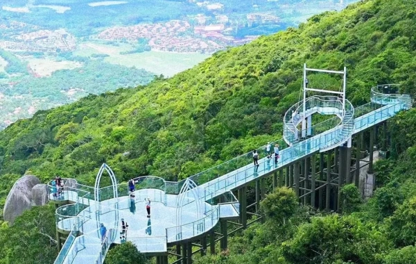 Day 3: Yalong Bay Tropical Paradise Forest Park